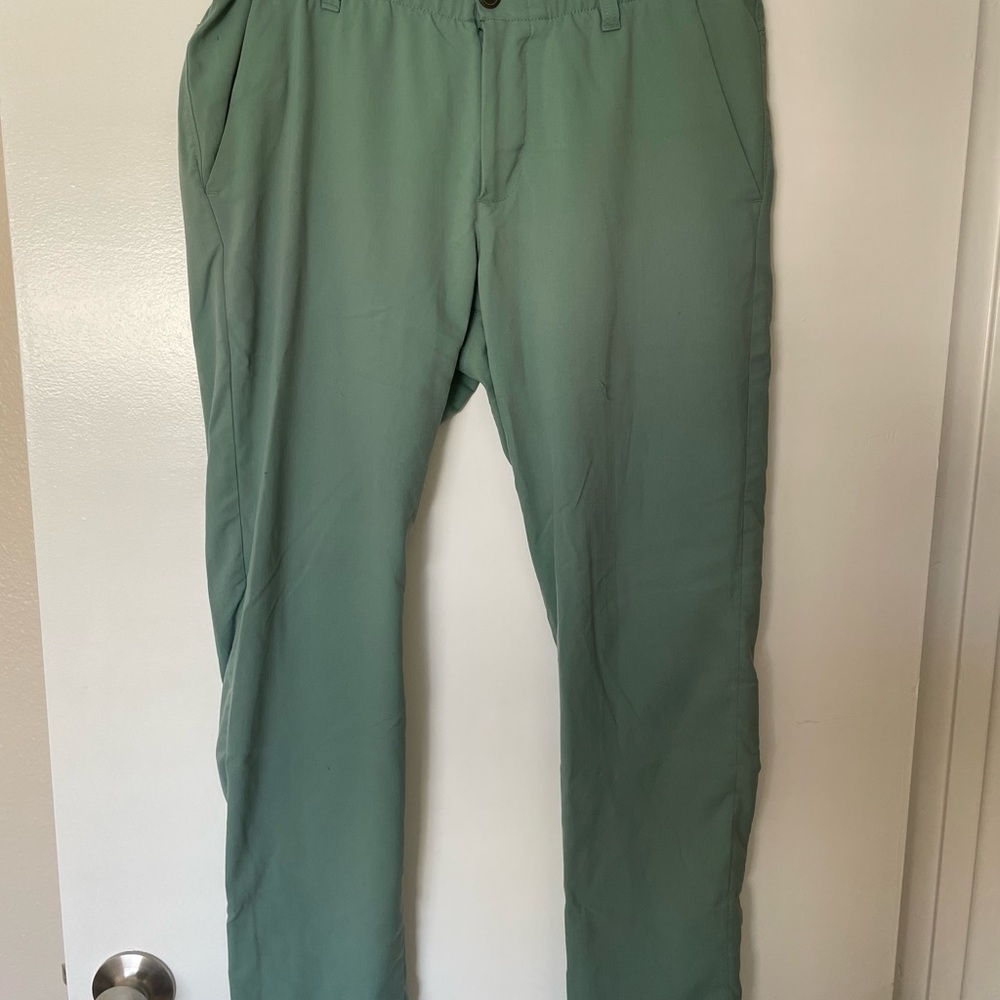 Under Armour Men's Light Green Chino Pants